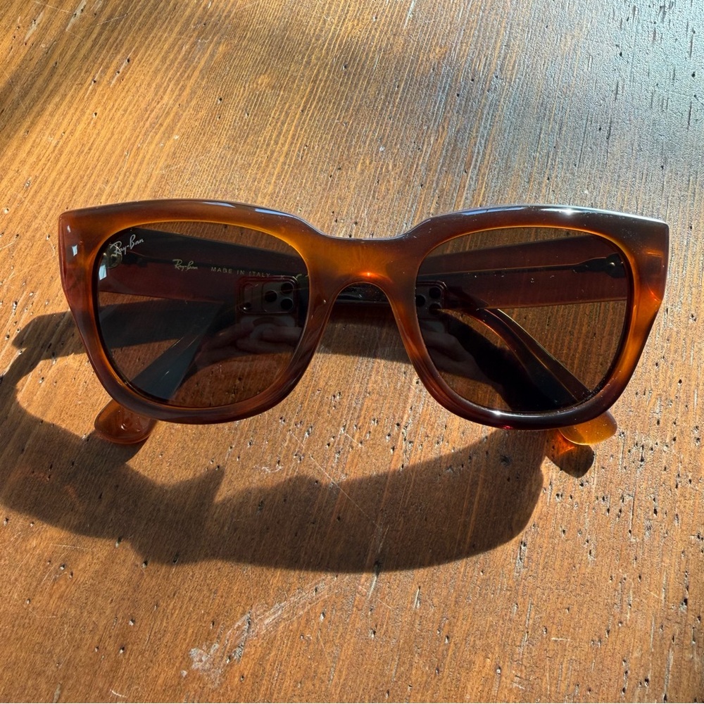 Ray-Ban Tortoise Sunglasses